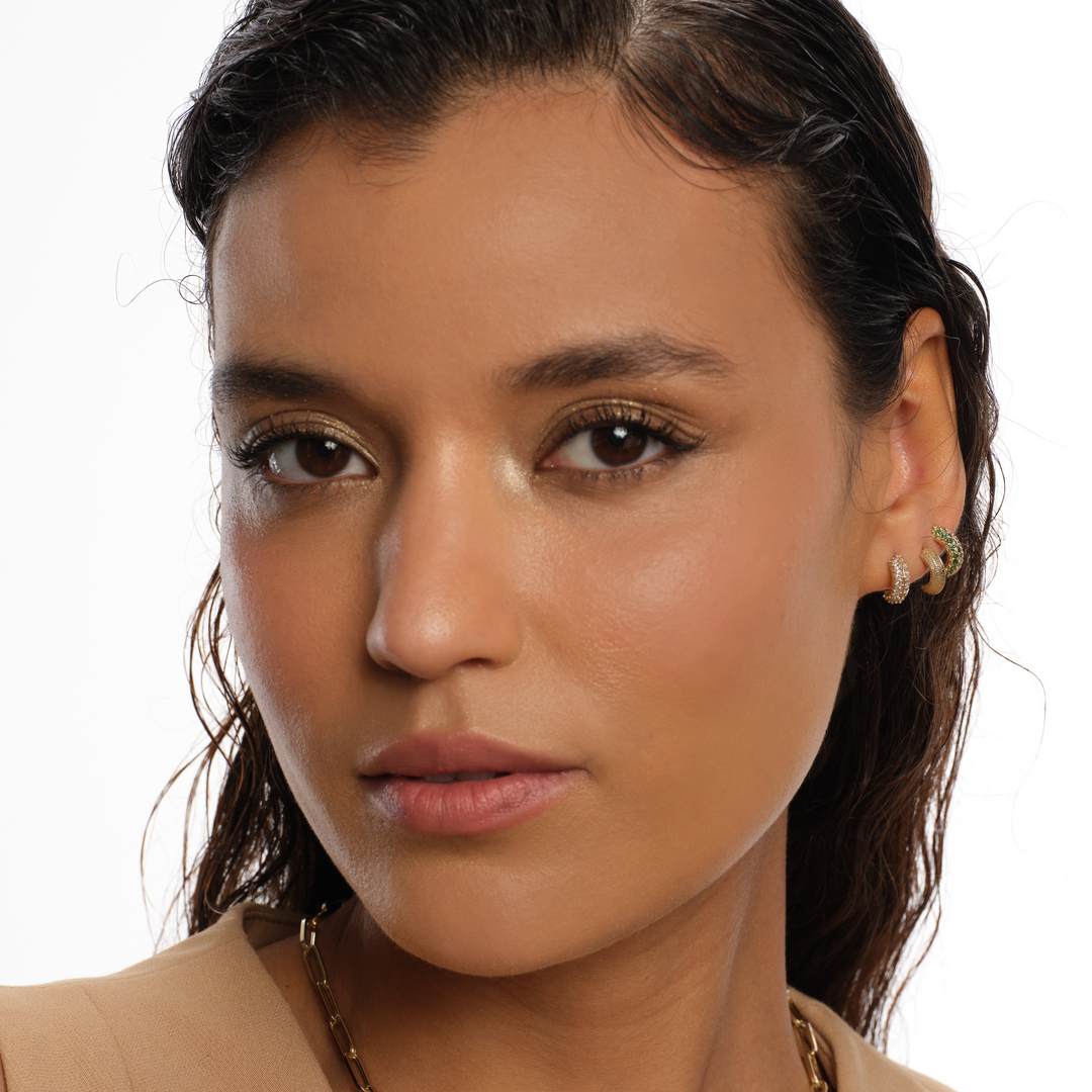 Prismatic Earring 
with Diamonds
